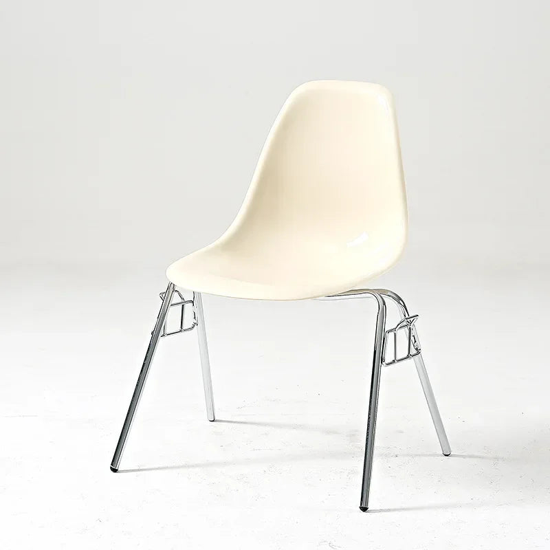 Frizzle Chair