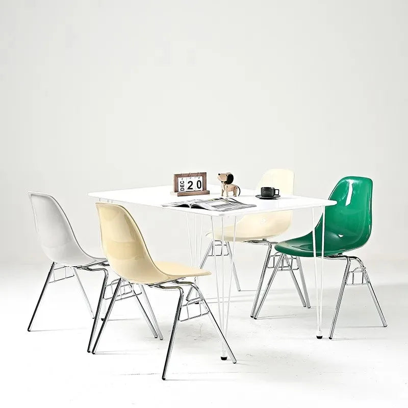 Frizzle Chair